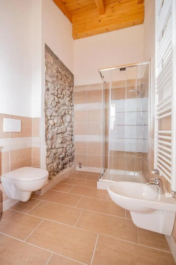 Agriturismo La Cascina B&B San Fedele Intelvi 0*,  Italy